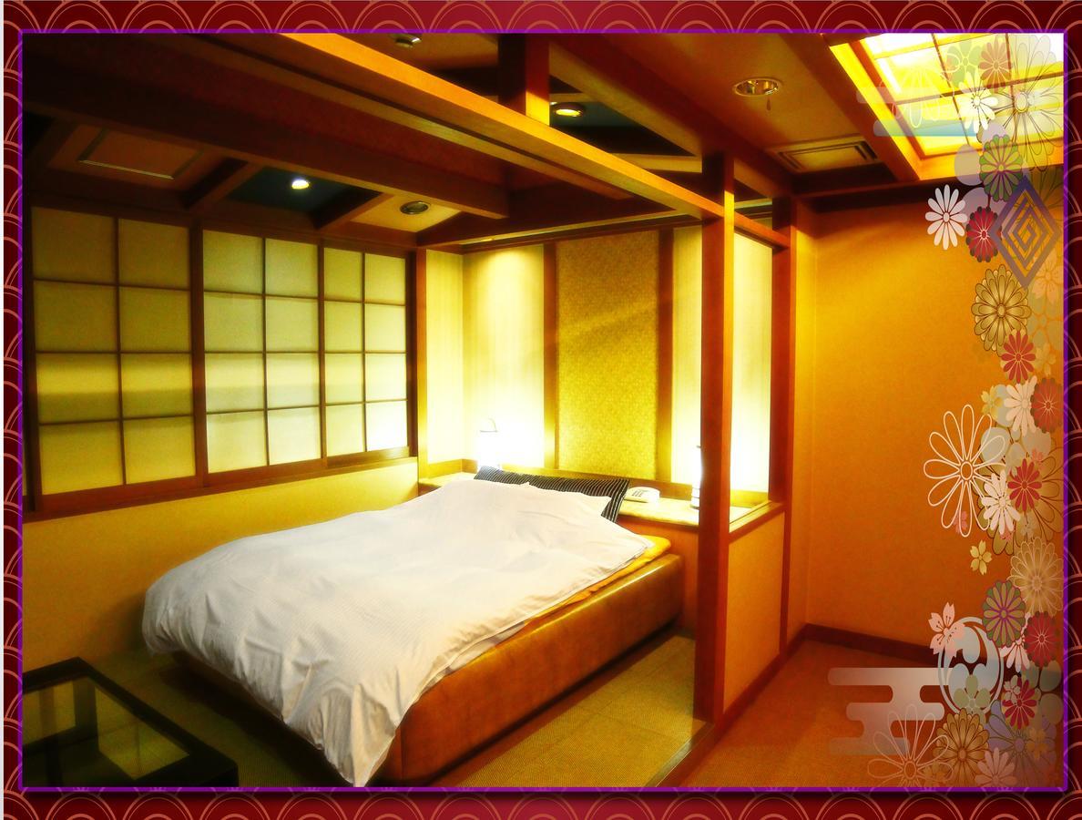 Kyoto Hotel Crown (Adults Only) Zewnętrze zdjęcie